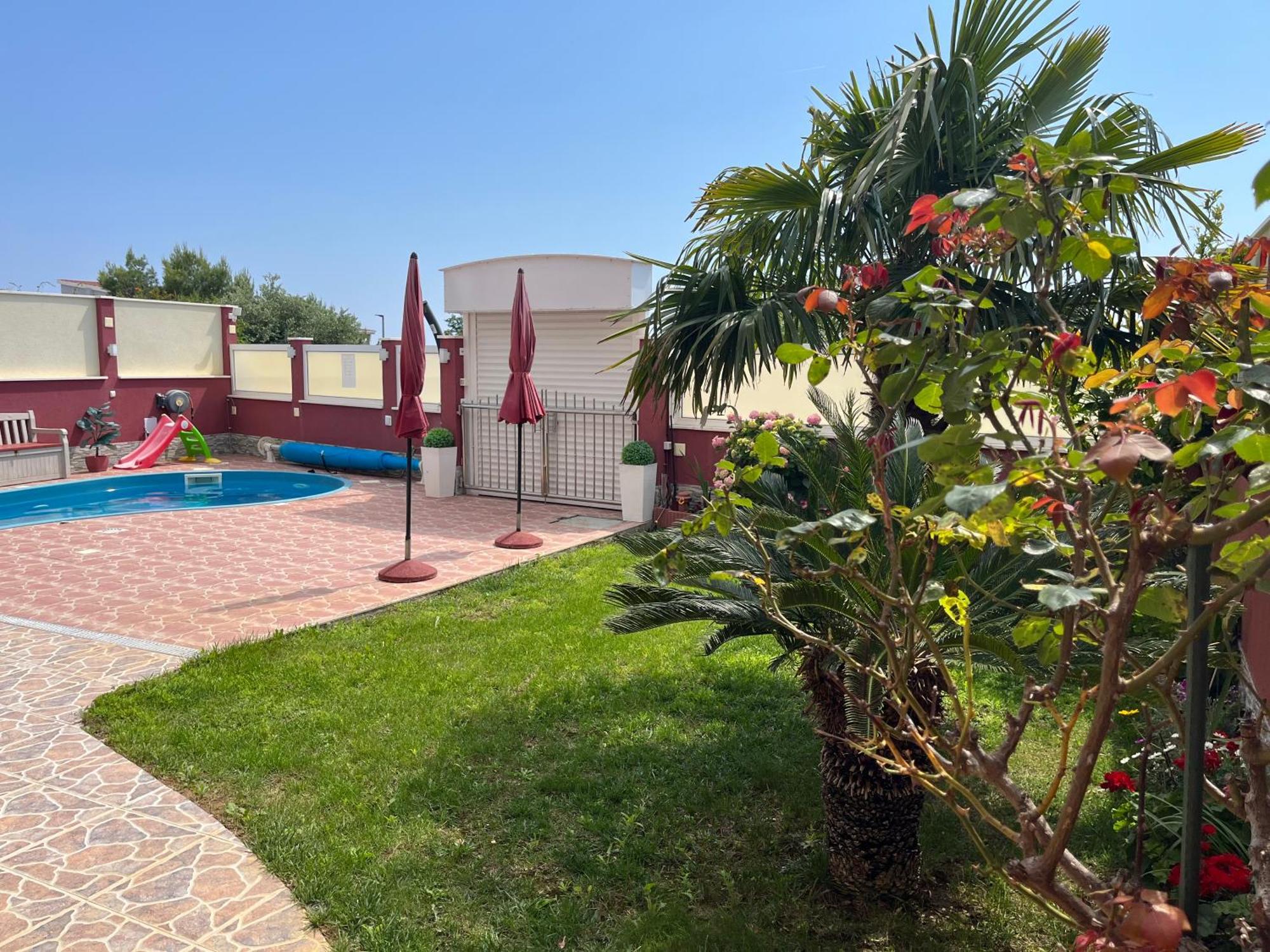Apartments Villa Stella Maris Rogoznica  Buitenkant foto