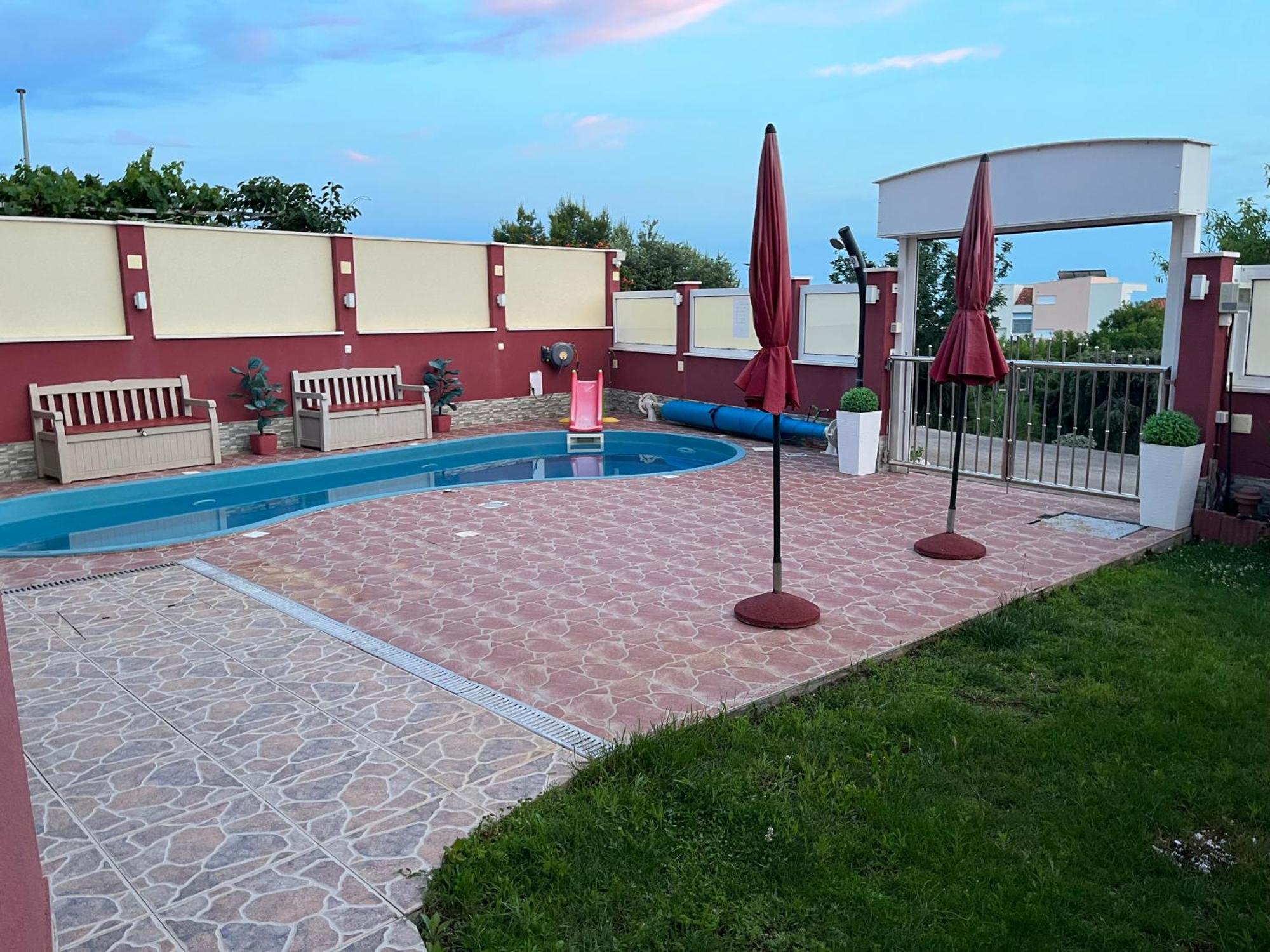 Apartments Villa Stella Maris Rogoznica  Buitenkant foto