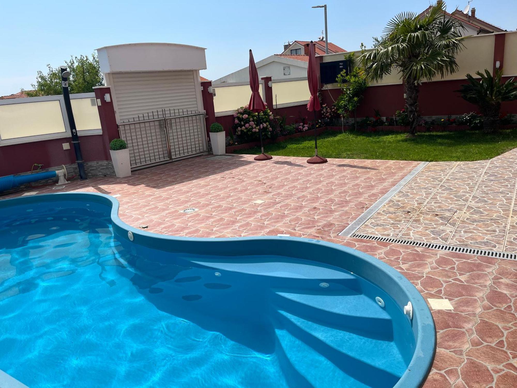 Apartments Villa Stella Maris Rogoznica  Buitenkant foto