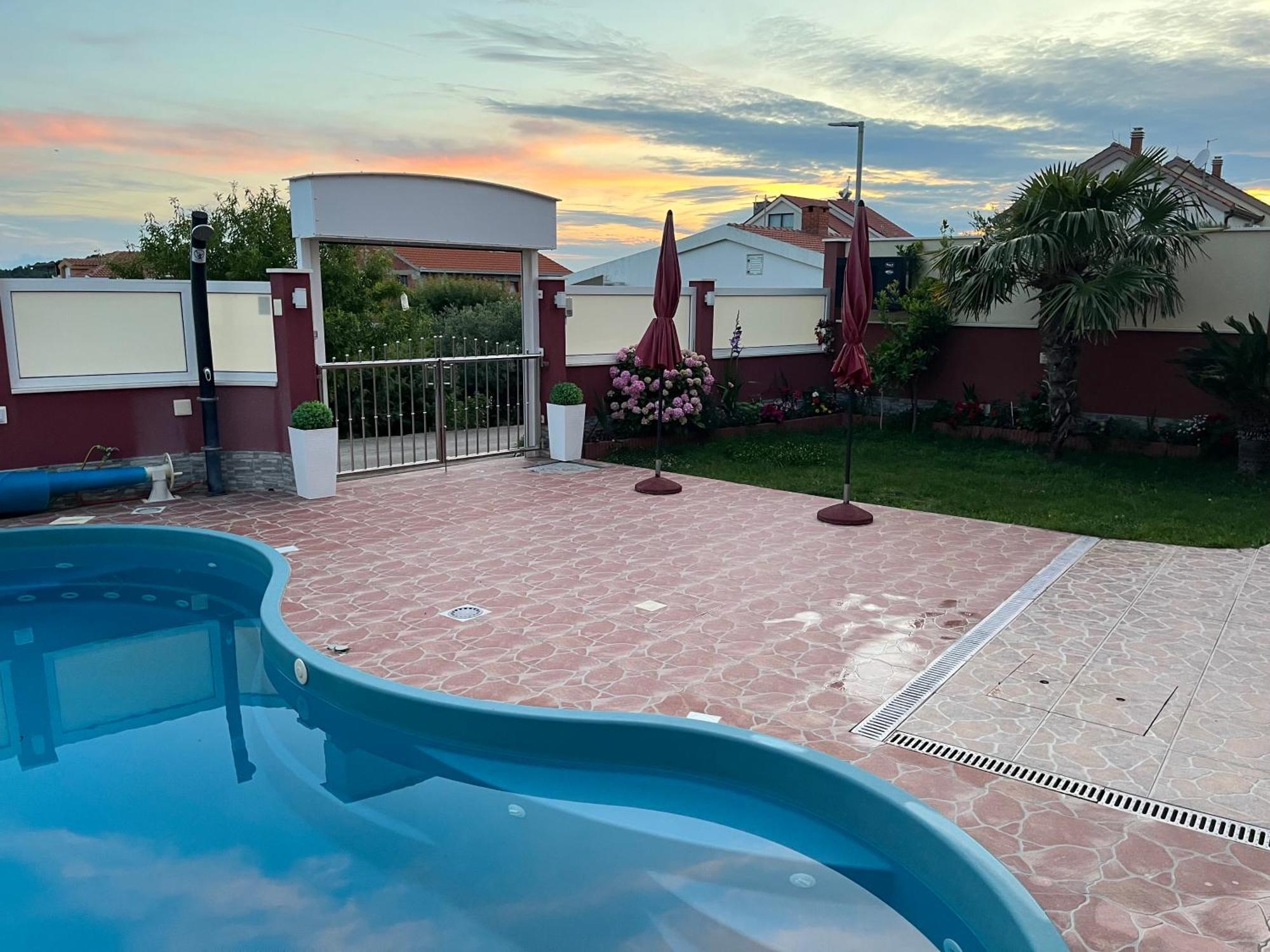 Apartments Villa Stella Maris Rogoznica  Buitenkant foto